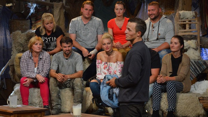 Peter sa lúči s Farmou