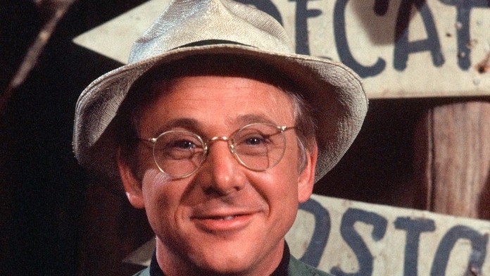 William Christopher ako otec Mulcahy.