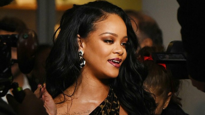 Rihanna pokrstila svoju autobiografiu