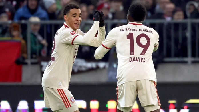 Bayern si upevnil prvú priečku jediným gólom, Leverkusen nečakane stratil body na pôde posledného