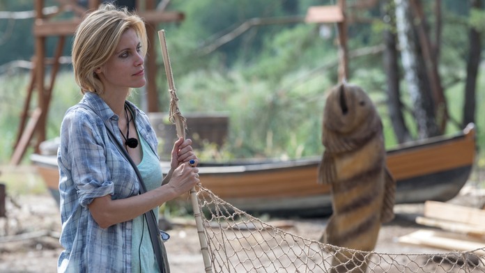 Silvia Šuvadová s rybárskou sieťou