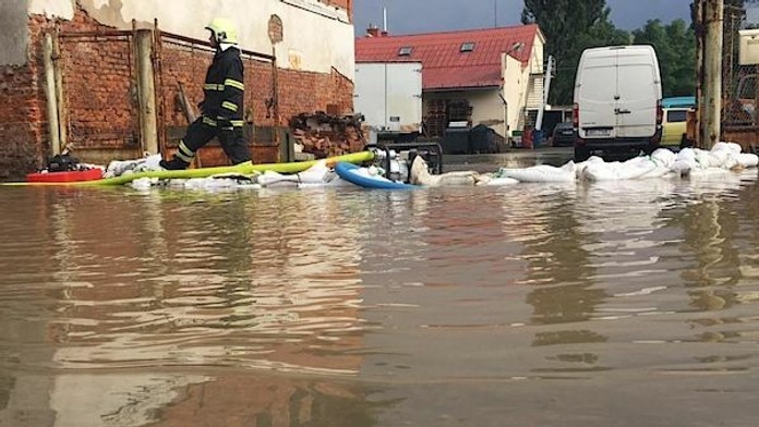 Voda sa valila ulicami. 