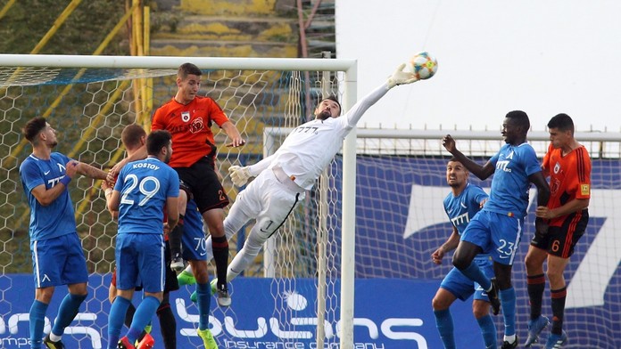 Iránsky dron zostrelila americká vrtuľníková výsadková loď USS Boxer.