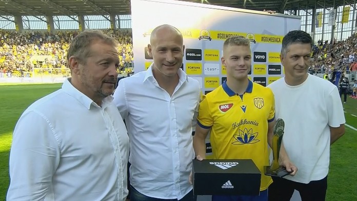 Schäfer s ocenením.