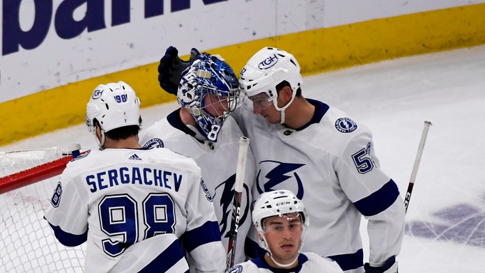 NHL: Tampa Bay strelila tri góly za 32 sekúnd. New Jersey s Tatarom zvíťazili nad St. Louis