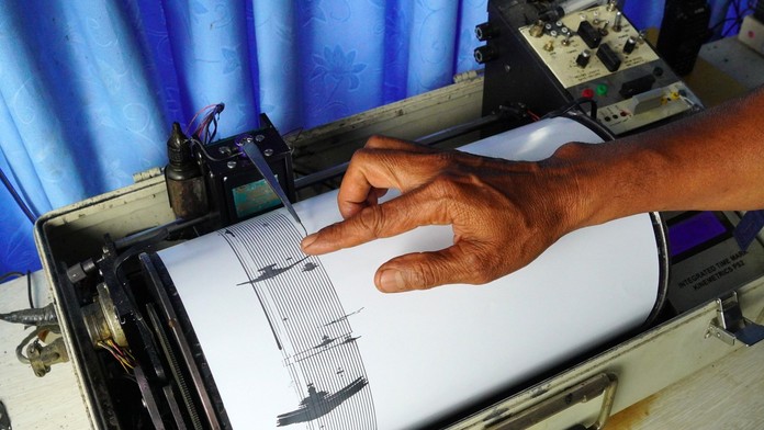 Japonsko sa prebudilo do otrasov. Krajinu zasiahlo silné zemetrasenie