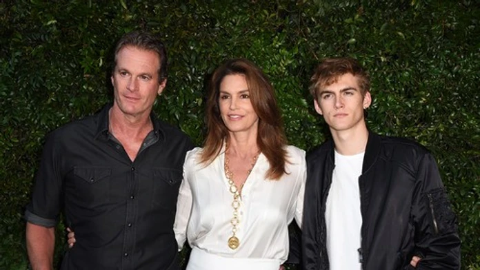 Obrovská tragédia v rodine Cindy Crawford: Jej milovaný syn Presley zomrel vo veku 27 rokov