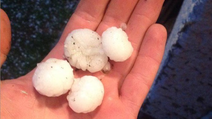 Aprílové počasie. Aj včera padali krúpy.