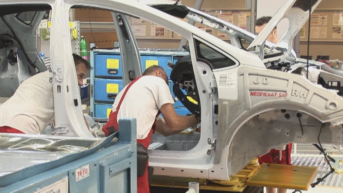Automobilka.