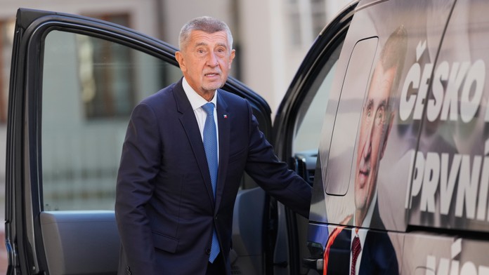 Okamuru si ako šéfa snemovne viem predstaviť, tvrdí Babiš. Reagoval aj na svoj dávny výrok, že SPD sú extrémisti
