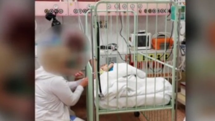 V českej nemocnici predávkovali 16-mesačného chlapčeka