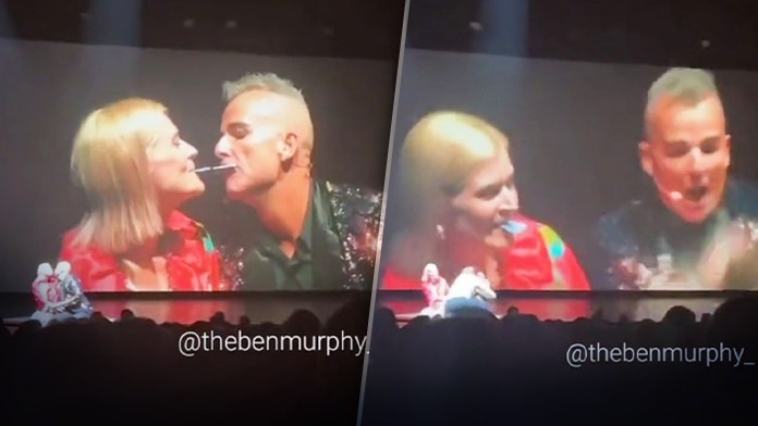 VIDEO: Bizarný incident na výletnej lodi. Kúzelníka napadol chorobne žiarlivý muž