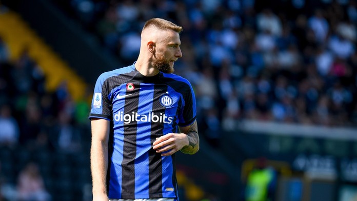 O Škriniara majú údajne záujem viaceré popredné tímy z Premier League