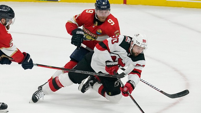 Tatar prispel gólom k triumfu New Jersey na ľade Floridy.