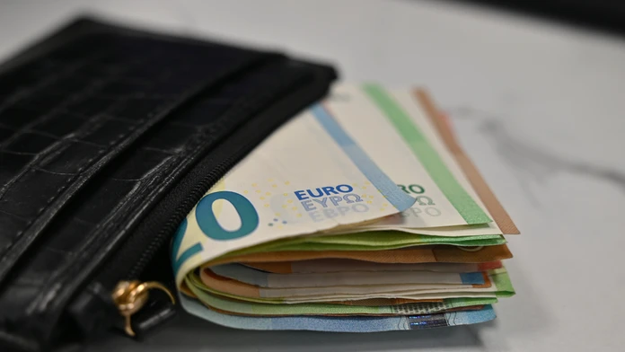 Nepríjemné zistenie, ktoré vám ušetrí 1 134 eur z výplaty. Expert upozorňuje na nové zdaňovanie Slovákov