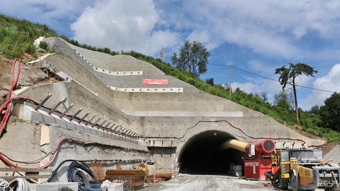 tunel Višňové