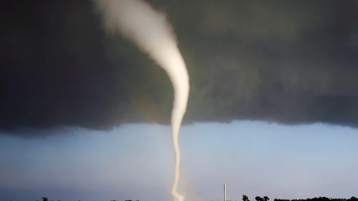 Tornádo.