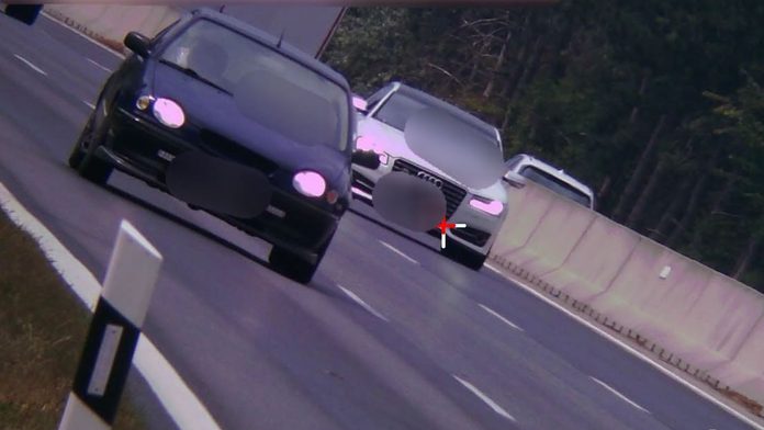 Na D1 uháňal 181-kilometrovou rýchlosťou. Mastnú pokutu zaplatil policajtom rovno kartou