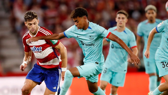 Barcelona musela doháňať dvojgólové manko. Lamine Yamal prekonal ďalší rekord