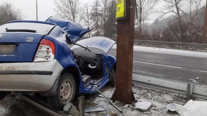 Počasie trápi celé územie. Na severe Slovenska hlásia tragickú nehodu