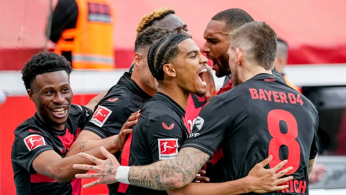 Hegemónia Bayernu skončila. Leverkusen ju uťal veľkolepo a oslavuje prvý titul v histórii