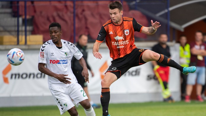 Ružomberok a DAC idú do odviet u súperov s cieľom spečatiť postup