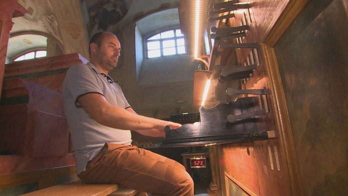 Organista Vladimír Kopec, ktorý bude hrať na omši v Šaštíne.