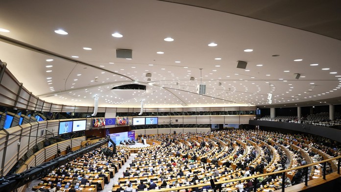 Predpisy týkajúce sa migrácie do Európskej únie sa výrazne sprísňujú. Rozhodol tak europarlament