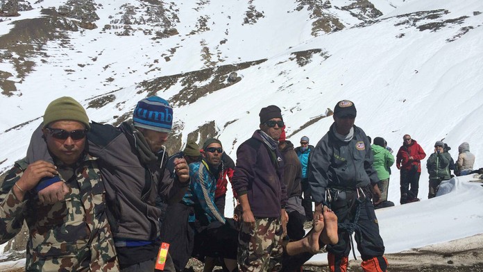 Nepál - záchrana turistov