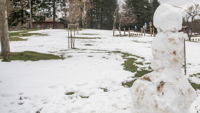 Sneh na Zochovej chate neďaleko Modry.