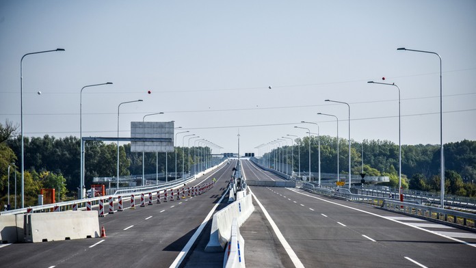 Otvorenie ďalšej časti nultého bratislavského obchvatu D4/R7 