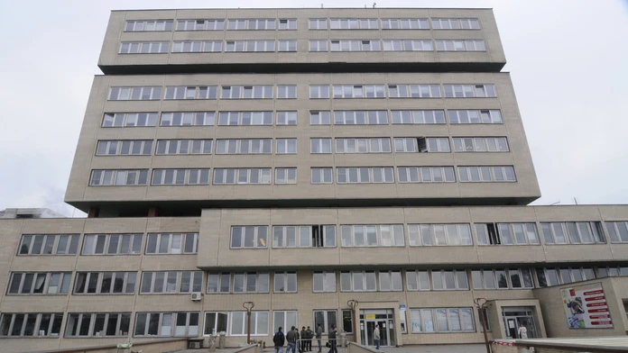 Konzorcium chce dokončiť nemocnicu v Prešove aj po pozastavení stavby