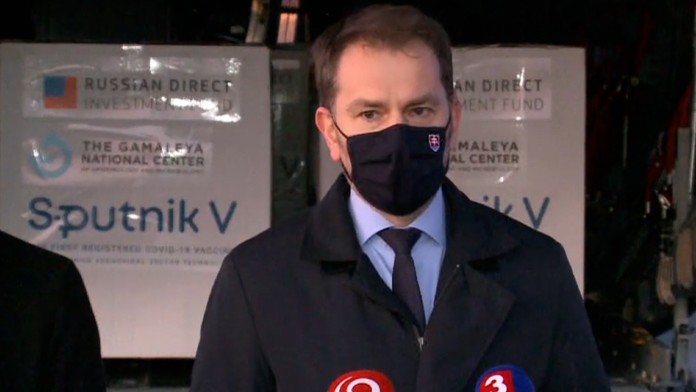 Igor Matovič a Marek Krajčí počas tlačovky.