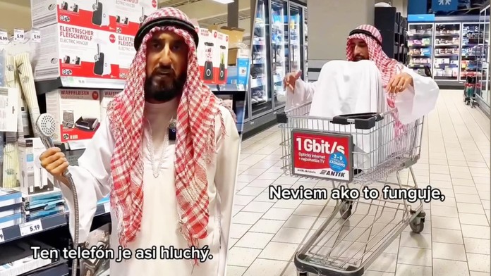 Kaufland pobúril Moslimov reklamou s prezlečeným Arabom. Reťazec spravil rázny krok