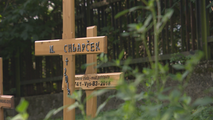 Mŕtveho novorodenca našli v kontajneri v Bratislave