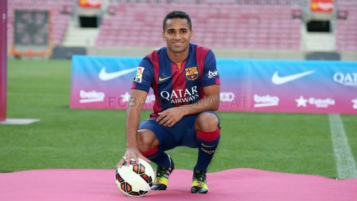 Nová posila FC Barcelona - Douglas Pereira.