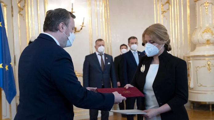 Prezidentka prijala demisiu ministra práce Milana Krajniaka