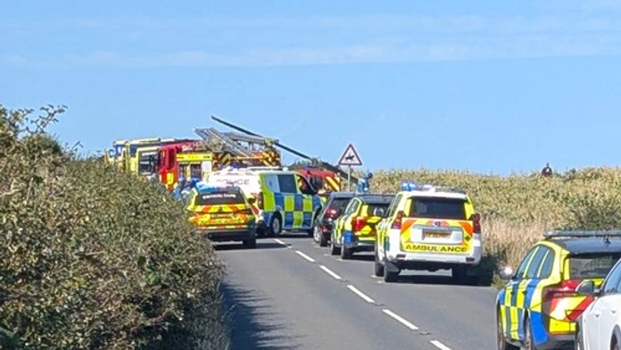 Na britskom ostrove spadol počas leteckého výcviku vrtuľník. Hlásia tri obete