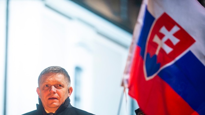 Na snímke predseda strany Smer-SD Robert Fico počas protestného zhromaždenia