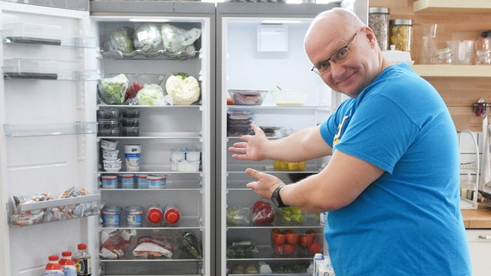 Nech sa páči, ponúknite sa