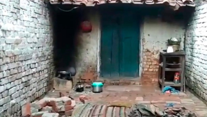 Na Donovaloch sa prevrátil autobus plný detí.