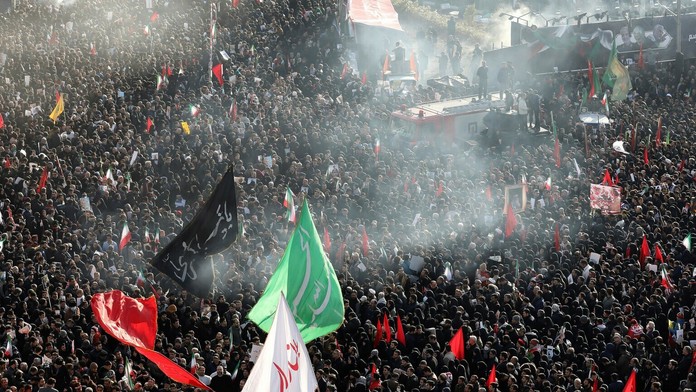 Toto je 17-ročný mladík, ktorý brutálne dobil hasiča.