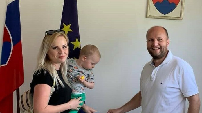 Barbara Túrosová a Jaroslav Naď počas volieb.