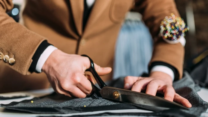Ako vybrať perfektný materiál - sprievodca pre pánske košele