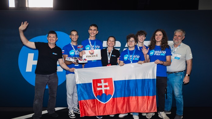 Slovenskí študenti zožali historický úspech na H2 Grand Prix World Finals 2025