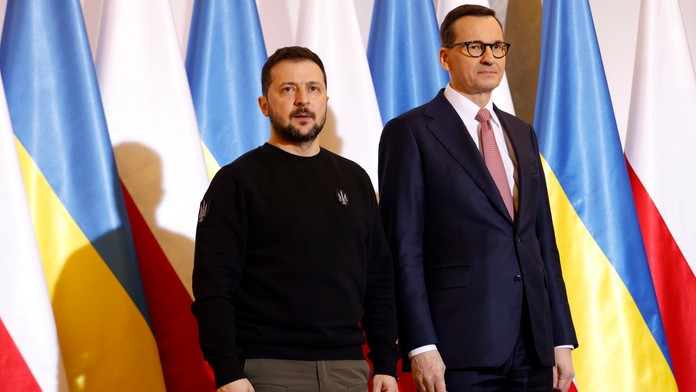 Poliaci neprestali Ukrajine dodávať zbrane. Prezident Duda tvrdí, že ide o nedorozumenie