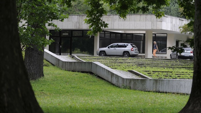 Bývalý erotický salón v Sade Janka Kráľa.