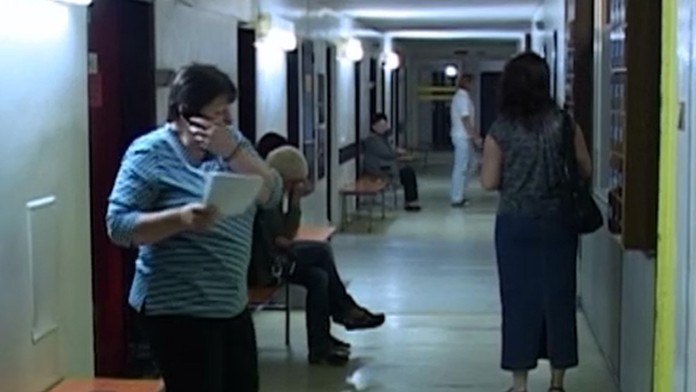 Prednostné vyšetrenia vraj nemajú samosprávne kraje úplne pod kontrolou. Môže za to zákon