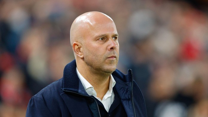 Liverpool pokračuje v katastrofálnych výsledkoch. Slot sa o svoje miesto však nebojí