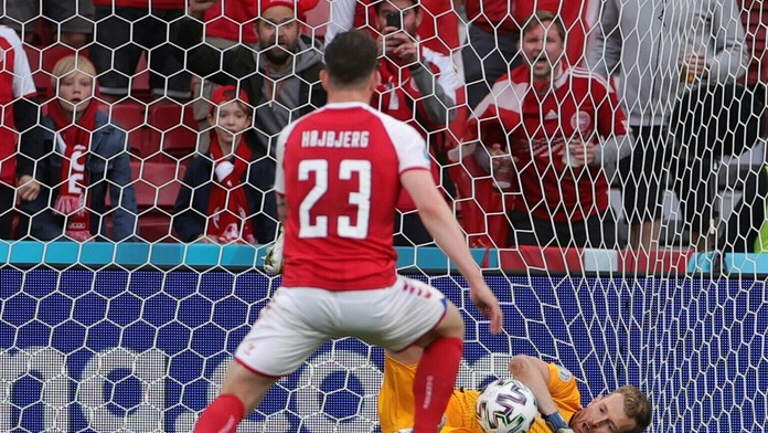 Pierre-Emile Hojbjerg nepremenil penaltu.